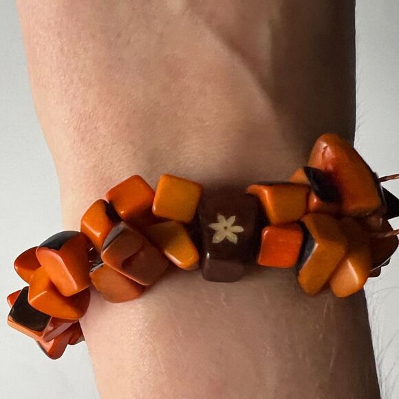 Unbranded Women's Orange Tagua Nut Rectangular Bead Stretch Bracelet NWOT - Picture 5 of 12